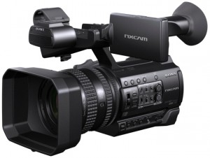 Flash видеокамера Sony HXR-NX100