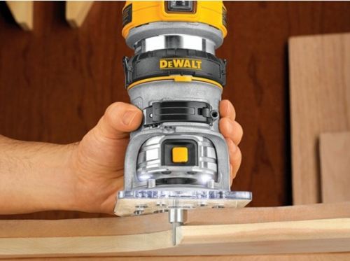dewalt-d26200-1-4in-8mm-compact-fixed-base-router-range_a2l