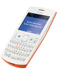 Nokia-Asha-205-Facebook-phone-unveiled (1)