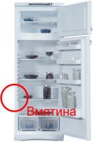 Холодильник с морозильником Indesit ST167 дефект