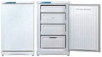 Морозильный шкаф Indesit SFR 100