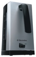 Электрический чайник Electrolux EEWA4040