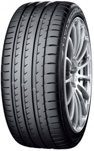 Летняя шина Yokohama Advan Sport V105S 235/40 R19 96Y