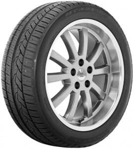 Летняя шина Nitto NT421Q 255/55 R18 109W