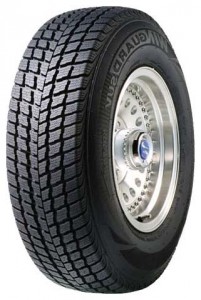 Зимняя шина Roadstone WIN-SUV 205/70 R15 96T