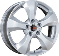 Литой диск Replica LegeArtis RN15 6.5x17/5x114.3 D66.1 ET40 Silver