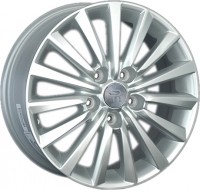 Литой диск Replica MZ55 7x17/5x114.3 D67.1 ET50 Silver