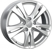 Литой диск Replica HND35 7x17/5x114.3 D67.1 ET41 Silver
