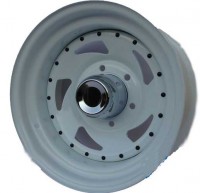 Штампованный диск Ikon SNC010 10x15/6x139.7 D110.6 ET-24 White