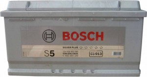 Автомобильный аккумулятор Bosch S5 013 600.402.083