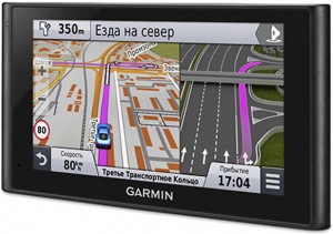 Портативный GPS-навигатор Garmin NuviCam LMT Rus