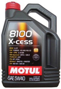 Моторное масло Motul 8100 X-cess 5W40 4л