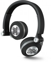 Проводные наушники JBL Synchros E30BLK