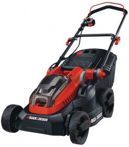 Газонокосилка самоходная Black and Decker CLM3820L2