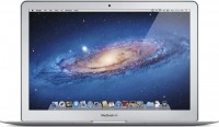 Ноутбук Apple MacBook Air 13 MD761RU/A (Core i5/4250U/1300Mhz/4096Mb/13.3/SSD256Gb/WiFi/BT/MacOS X/Silver)
