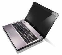 Ноутбук Lenovo IdeaPad Z570 i5-2430M/4G/500G/GT520M-1G/Win7HB Silver