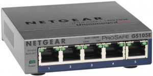 Коммутатор  NetGear GS105E-200PES