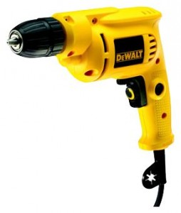 Дрель-шуруповерт DeWALT DWD014S