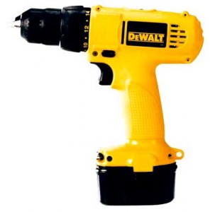 Дрель-шуруповерт DeWALT DW907K2