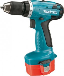 Дрель-шуруповерт Makita 6271DWPE