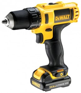 Дрель-шуруповерт DeWALT DCD 710 SV