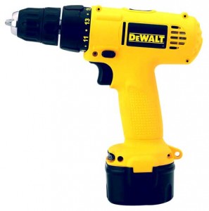 Дрель-шуруповерт DeWALT DW926K2