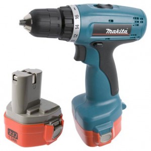 Дрель-шуруповерт Makita 6280 DWPE