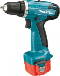 Дрель-шуруповерт Makita   6271DWPE3