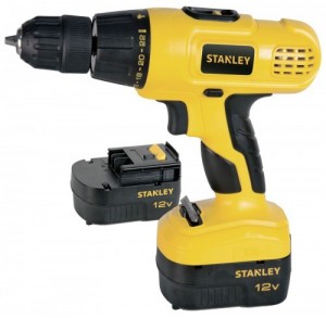 Дрель-шуруповерт Stanley STDC12HBK-RU