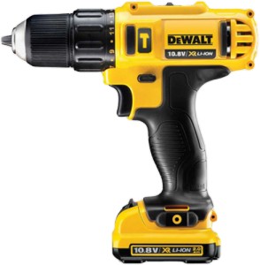 Дрель-шуруповерт DeWALT DСD716D2