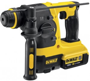 Перфоратор DeWALT DCH 213 M2