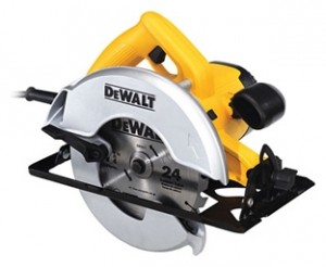 Дисковая пила DeWALT DW 366-KS