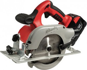 Дисковая пила Milwaukee HD28 CS