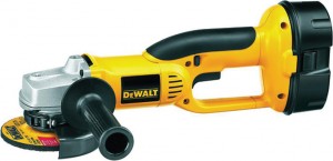 Угловая шлифовальная машина DeWALT DC411KA