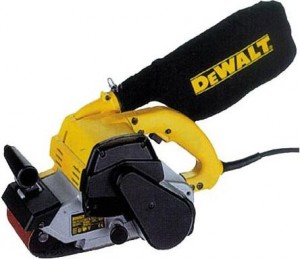 Ленточная шлифовальная машина DeWALT DW650E