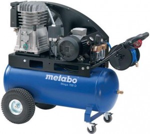 Поршневой масляный компрессор Metabo   MEGA 700 D