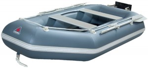 Моторно-гребная надувная лодка Yukona 260 GT Grey с пайолом фанерным (с транцем)