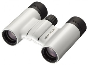 Бинокль Nikon Aculon T01 8x21 White