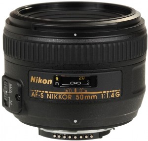 Объектив Nikon 50mm f/1.4D AF-S Nikkor JAA011DB