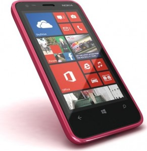 Смартфон Nokia Lumia 620 Magenta